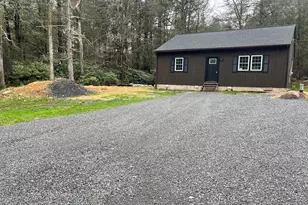 32 Laurel Ln, Albrightsville, PA 18210 - Photo 2