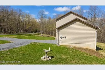  14 W Chickadee Lane, Albrightsville, PA 18210 - Photo 2