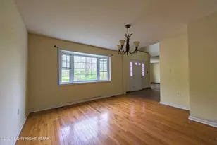 101 Kimball Ct, East Stroudsburg, PA 18302 - Photo 2