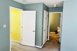 220 Hawthorne Village Ct, East Stroudsburg, PA 18302 - Photo 16
