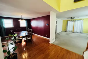 220 Hawthorne Village Ct, East Stroudsburg, PA 18302 - Photo 8