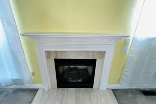 220 Hawthorne Village Ct, East Stroudsburg, PA 18302 - Photo 10