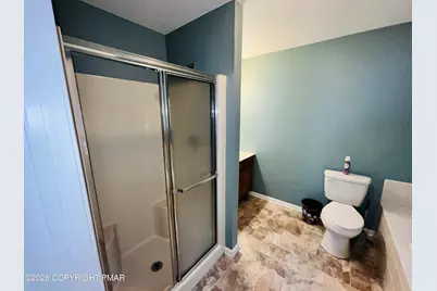  220 Hawthorne Village Court, East Stroudsburg, PA 18302 - Photo 18