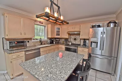  43 Hickory Drive, East Stroudsburg, PA 18301 - Photo 10