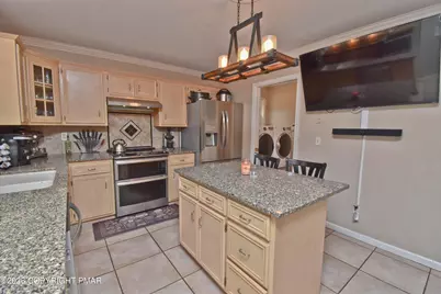  43 Hickory Drive, East Stroudsburg, PA 18301 - Photo 12