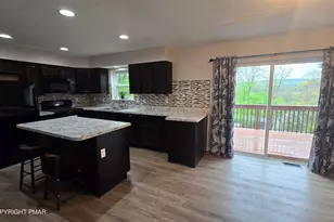 5206 Laurel Loop, Swiftwater, PA 18370 - Photo 2