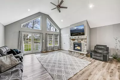  209 Brittany Drive, Albrightsville, PA 18210 - Photo 8