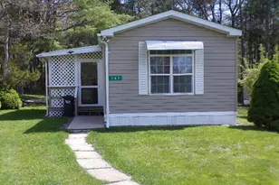 141 Gold Ln, Stroudsburg, PA 18360 - Photo 2
