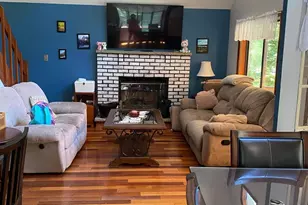 125 Magnolia Dr, Gouldsboro, PA 18424 - Photo 2
