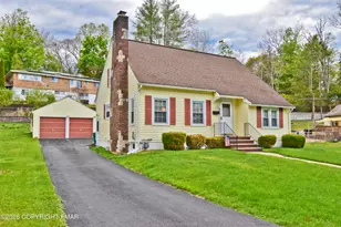 142 Maple Ave, East Stroudsburg, PA 18301 - Photo 1
