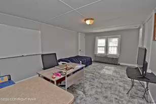 142 Maple Ave, East Stroudsburg, PA 18301 - Photo 20