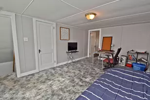 142 Maple Ave, East Stroudsburg, PA 18301 - Photo 22