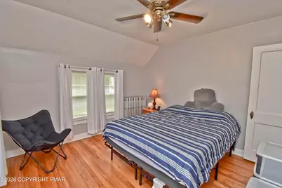 142 Maple Avenue, East Stroudsburg, PA 18301 - Photo 14