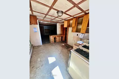  1214 W Sugar Mountain Road, Bushkill, PA 18324 - Photo 6