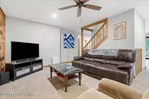 110 Woodmont Cir, Greentown, PA 18426 - Photo 38