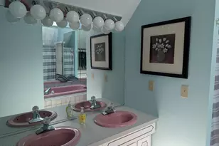110 Woodmont Cir, Greentown, PA 18426 - Photo 20