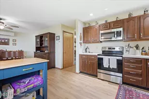 110 Woodmont Cir, Greentown, PA 18426 - Photo 12
