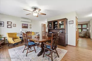 110 Woodmont Cir, Greentown, PA 18426 - Photo 8