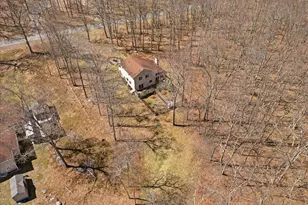 3176 Bluebird Dr, Bushkill, PA 18324 - Photo 34