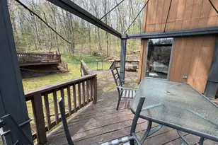 2253 Skyline Dr, Slatington, PA 18080 - Photo 14