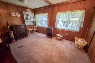 279 E Lizard Creek Rd, Lehighton, PA 18235 - Photo 8