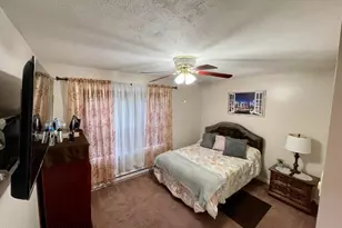 2105 Larkspur Ln, Tobyhanna, PA 18466 - Photo 16