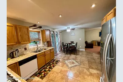  2105 Larkspur Lane, Tobyhanna, PA 18466 - Photo 8