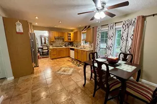 2105 Larkspur Ln, Tobyhanna, PA 18466 - Photo 10