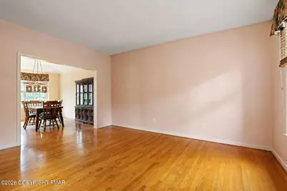  7128 Periwinkle Drive, Macungie, PA 18062 - Photo 4