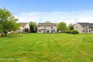 7128 Periwinkle Dr, Macungie, PA 18062 - Photo 46