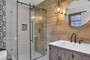 2114 Freedom Way, Pocono Summit, PA 18346 - Photo 6