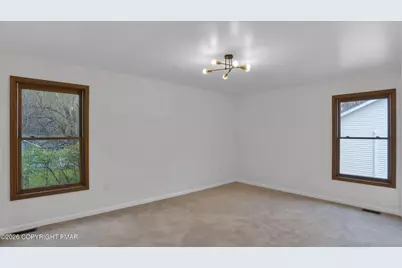  2114 Freedom Way, Pocono Summit, PA 18346 - Photo 8