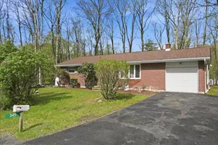 345 Laurel Lake Rd, Bartonsville, PA 18321 - Photo 2