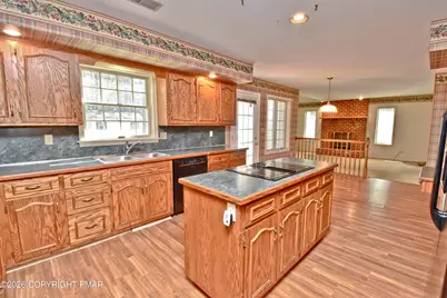  113 Heather Circle, East Stroudsburg, PA 18301 - Photo 8