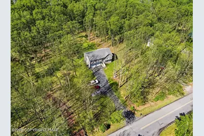  191 Squirrelwood Court, Effort, PA 18330 - Photo 6