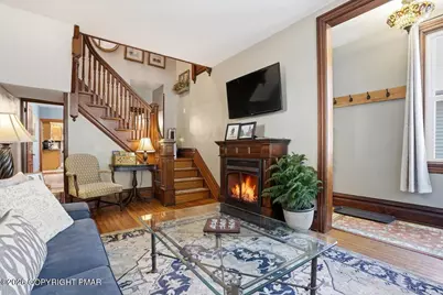  171 W Broadway, Jim Thorpe, PA 18229 - Photo 4