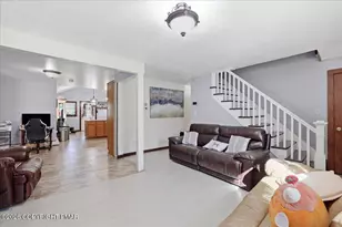 2165 N 5th St, Stroudsburg, PA 18360 - Photo 2
