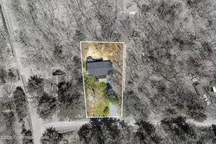 7 Sharon Ln, Thornhurst, PA 18424 - Photo 2