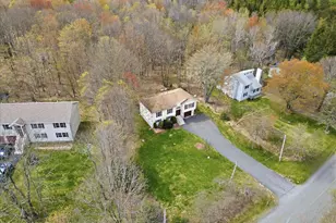 825 Clearview Dr, Long Pond, PA 18334 - Photo 50