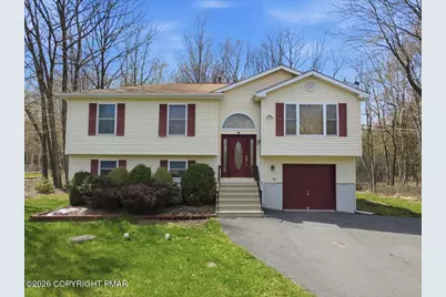  825 Clearview Drive, Long Pond, PA 18334 - Photo 2