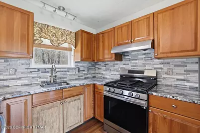  825 Clearview Drive, Long Pond, PA 18334 - Photo 16