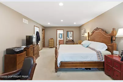  366 Rolling Hills Drive, East Stroudsburg, PA 18302 - Photo 26