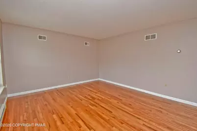  303 Pheasant Run, East Stroudsburg, PA 18302 - Photo 2
