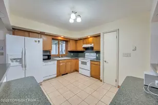 1115 Blue Jay Ln, Tobyhanna, PA 18466 - Photo 12