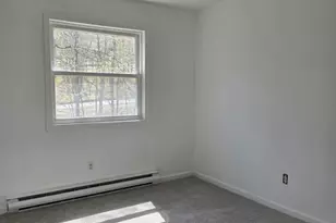 362 Somerset Dr, East Stroudsburg, PA 18301 - Photo 1
