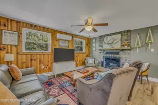 29 Lakeview Dr, Lake Harmony, PA 18624 - Photo 20