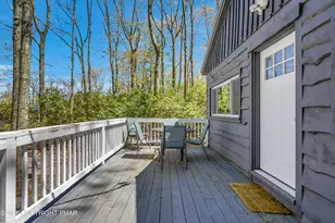 29 Lakeview Dr, Lake Harmony, PA 18624 - Photo 10