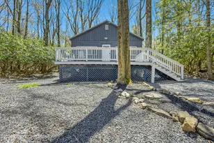 29 Lakeview Dr, Lake Harmony, PA 18624 - Photo 6