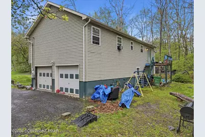  1197 Hunters Woods Drive, East Stroudsburg, PA 18301 - Photo 20
