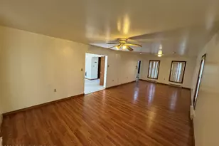 9696 Stony Hollow Dr, Tobyhanna, PA 18466 - Photo 2